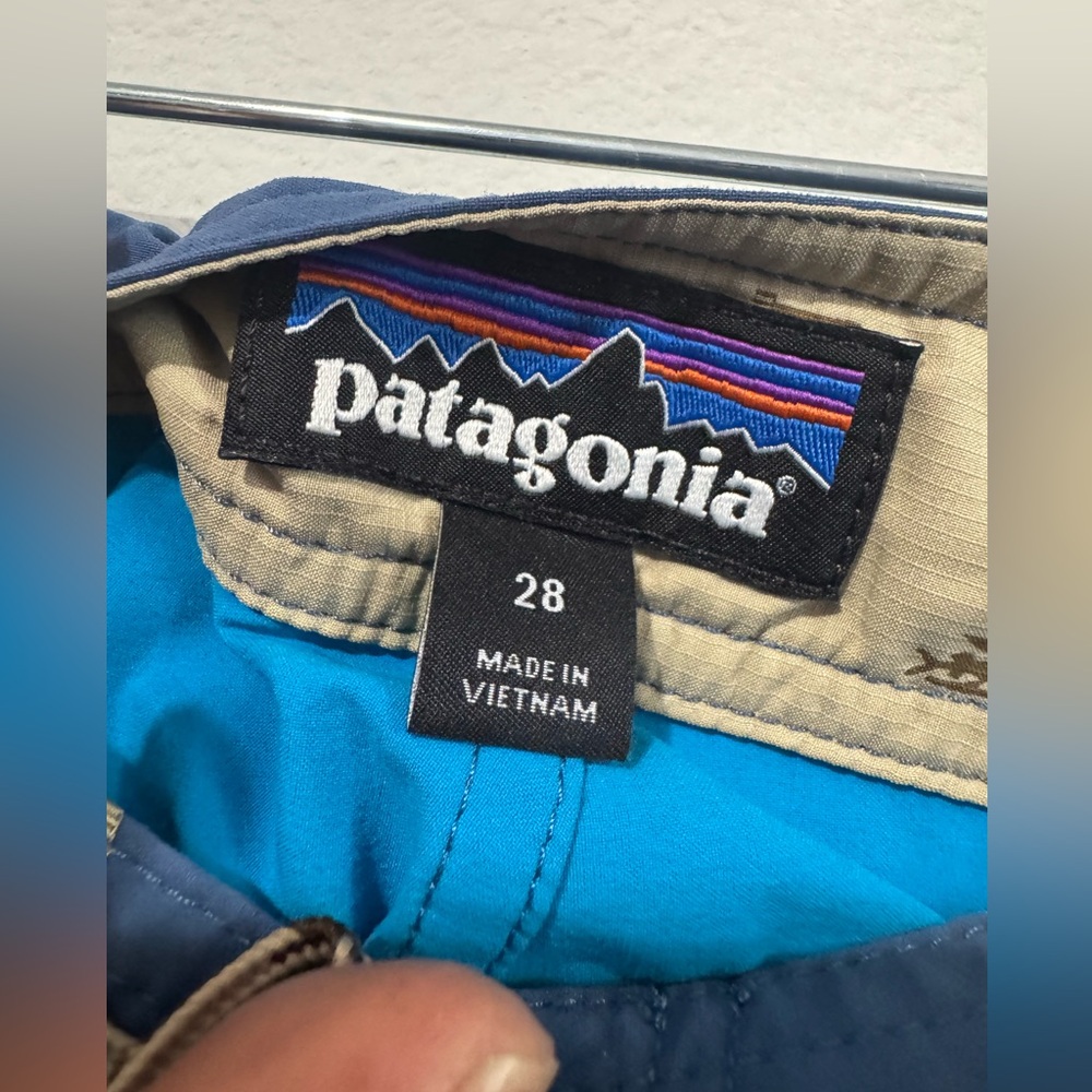 Patagonia men’s short  Blue 28 - Picture 4 of 6